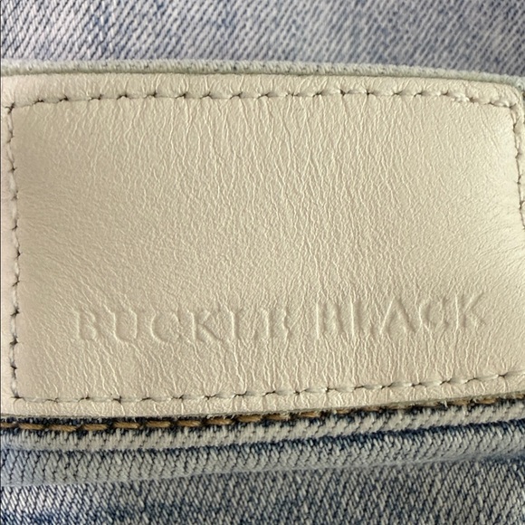 Buckle Black Women's Ankle Skinny Stretch Jean in Light Blue - Picture 11 of 13